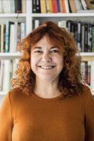 Lola Mayo as Narrator (voice) in The Dead Man and Being Happy 2013