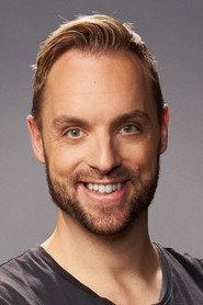 Robin Paulsson as  in Batra & Robin 2014