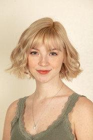 Caroline Travers as Lorelai in American Deadbeats