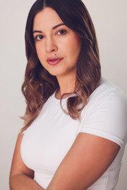 Daniela Benavides as Elisa in No Need to Worry 2022
