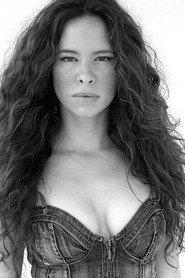 Yoandra Suárez as Isona in A Translator 2019