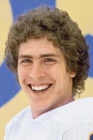 Dan Marino as Dan Marino in Ace Ventura: Pet Detective 1994