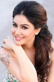 Kangna Sharma as  in Dulla Bhatti 2016