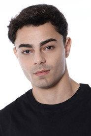 Amyr Orra as DYLAN in Trupe Fantasma