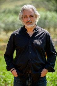 Giuseppe Battiloro as in Manco Morto 2023