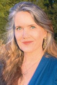 Tracy Sallows as Lady Montague in Romeo and Juliet 2014