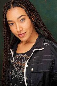 Raquelle Wallace as Audition Assistant in Chris' Casting Call 2019