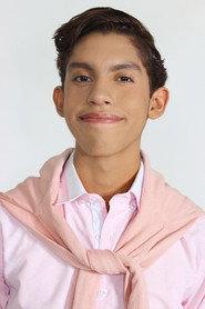 Sebastián Correa Mejía as Jessie in Maxel 2016