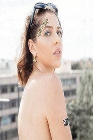 Andressa Lee as Bride (photo shoot) in About Us 2017