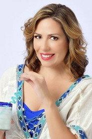 Alfonsina Molinari as Sofía in Sacred Family 2018