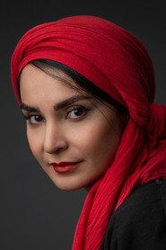 Mahdieh Nassaj as Nahid in Sourahil 2023