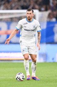 Pierre-Emile Højbjerg as Self in Sans Jamais Rien Lacher EP-6 Amor Vincit OMnia 2025