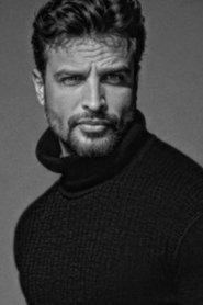 Alessandro Pess as Rocco in Signora 2004