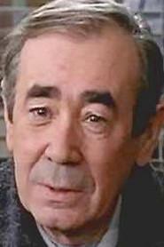 Roger Ibáñez as Le berger in L'Ensorcelée 1981