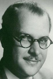Sven Arefeldt as The pianist/singer in The Woman Who Disappeared 1949