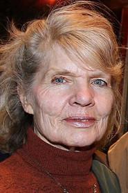 Marie-Louise Coninck as Fru Kamper in The Shooter 2013