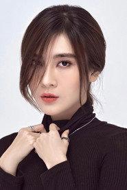Tăng Huỳnh Như as Thu Hà in Road Through The Forest 2015