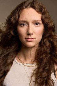 Tessa Weinland as Amy in Meet Me by the River 2022