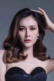 Lattana Munvilay as Lina's Girlfriend in The Long Walk 2019