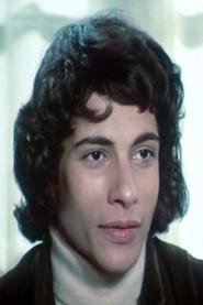 Ahmed Al Sonbaty as أحمد رياض in El Banat Lazem Ttgawz 1973