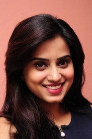 Dimple Chopade as Sindhya in Yaaruda Mahesh 2013