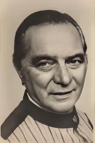 Osmano Cardoso as Professor de História no museu in O Gato de Madame 1957