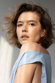 Magdalena Maścianica as Julka in Milk 2017