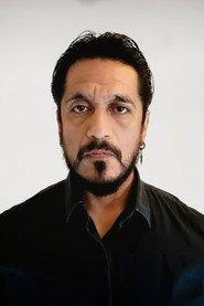 Gustavo Rivas as Alejandro in Vicente 2025