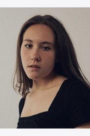 Duda Porto as Isabel Costa in A Casa 2026