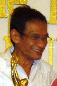 Joey Luna as in Kolehiyala 1990