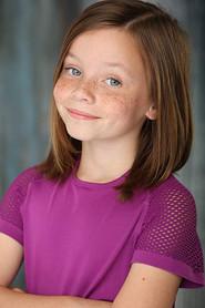 Edie Youmans as Abby in 15 Minutes at 400 Degrees 2019