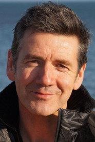 Dougie Vipond as Self - Presenter in How Auld Lang Syne Took Over the World 2013