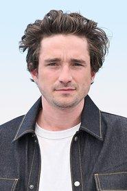 Joseph Olivennes as Raphaël d’Alloz in The Richest Woman in the World 2025