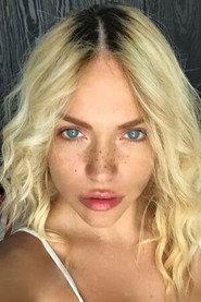 Laura Lena Forgia as in Il mondo di mezzo 2017