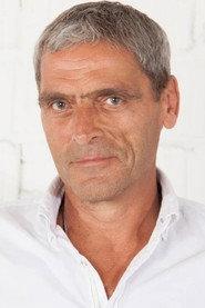 Volker Wolf as Maitre Wolf (voice) in Friends Forever 2009