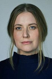 Sina Ebell as Her in Das fehlende Grau 2015
