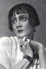 Olga Pyzhova as Alyosha's grandma in Alyosha Ptitsyn Develops Character 1953