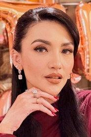 Tsania Marwa as Nadia in Dalam Mihrab Cinta 2010