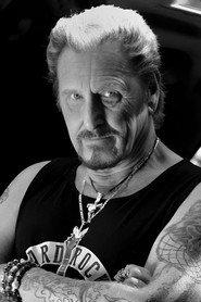 Johnny Cadillac as Jean Tube in Marbie, star de Couillu-Les-2-Eglises 2014