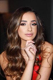 Karina Piliguian as Michelle in 10E 2019