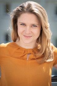 Sandra Piquemal as Aurélie in My Out-Laws 2019