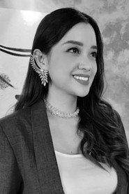 Sandy Ornella as Suci in Ibu 2023
