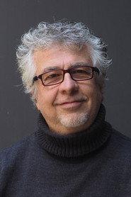 Jorge Stamadianos as Invitado cumpleaños in An Unexpected Love 2018