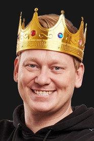 Jens Knossalla as Herr Hackebarth in Potato Salad 3: The Musical 2020