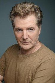 Matthew Géczy as Ben in Le Roman de Lulu 2001