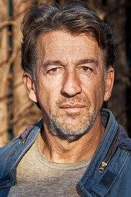 Djilali Rez-Kallah as Operative in Italian for Travelers 2021