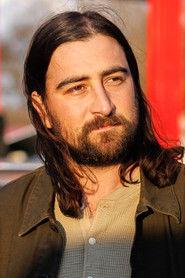 Noah Kahan as Self - Performer in Nate Bargatze's Nashville Christmas 2024