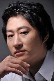 Jeon Joo-woo as Min-jae in A Way Back to Mother 2016