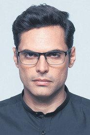 Giorgos Papageorgiou as Giorgos in CCTV (Cameromania) 2004
