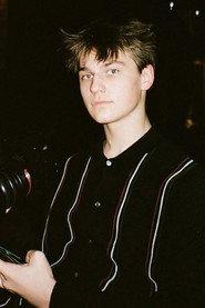 Aidan Glass as Young Car Repossessor in First Gig 2020